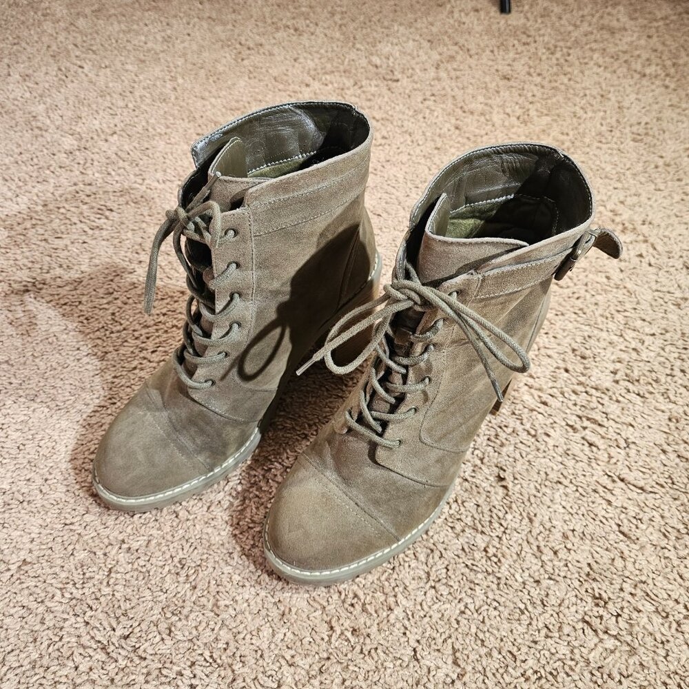 Carryn Lace Up Ankle Boots Womens 11 Olive Green Suede 2.5 Inch Block Heel - Picture 2 of 7